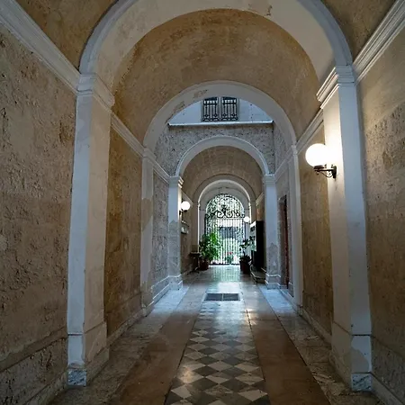 Leitmotiv Ospitality House Nyaraló *