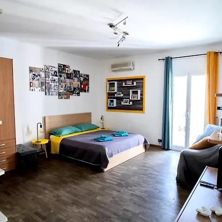 Leitmotiv Ospitality House Bari